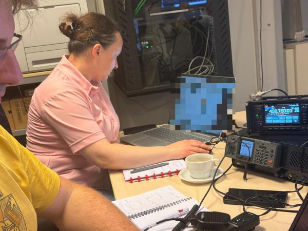 Terminal ASTRID et IC-705 sur le relais UHF ON0BTS