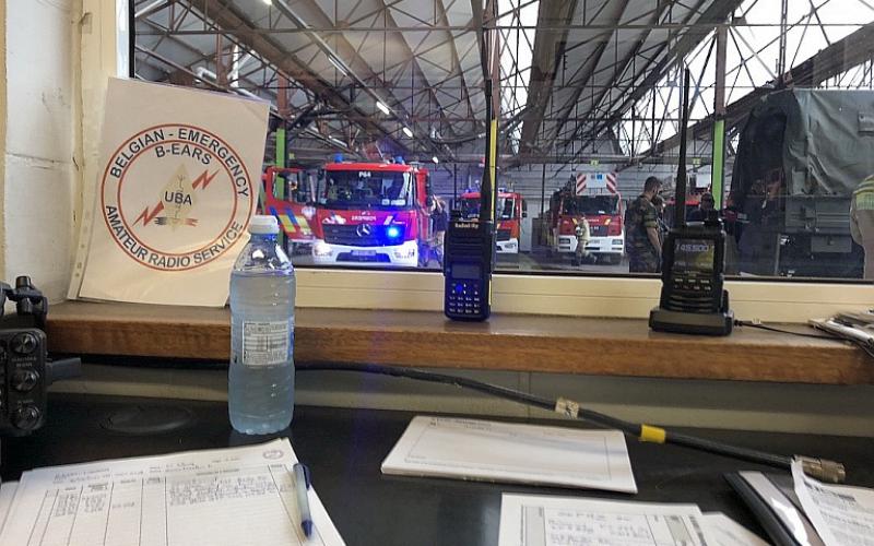 Radio station of ON5DVA during the floods of July 16, 2021 from the fire department of Wavre 