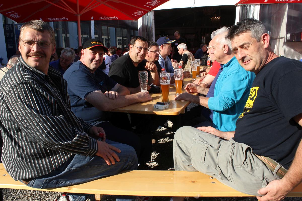 Hamradio 2013 Belgians Meet Together (Drink)(1)